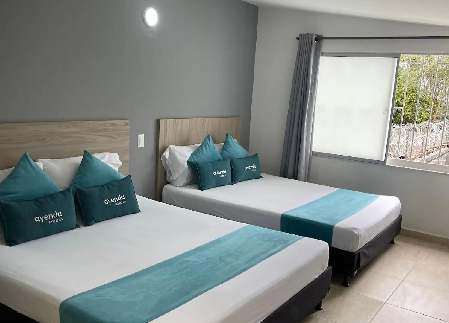 Guest house Hotel 12 Nights Medellin