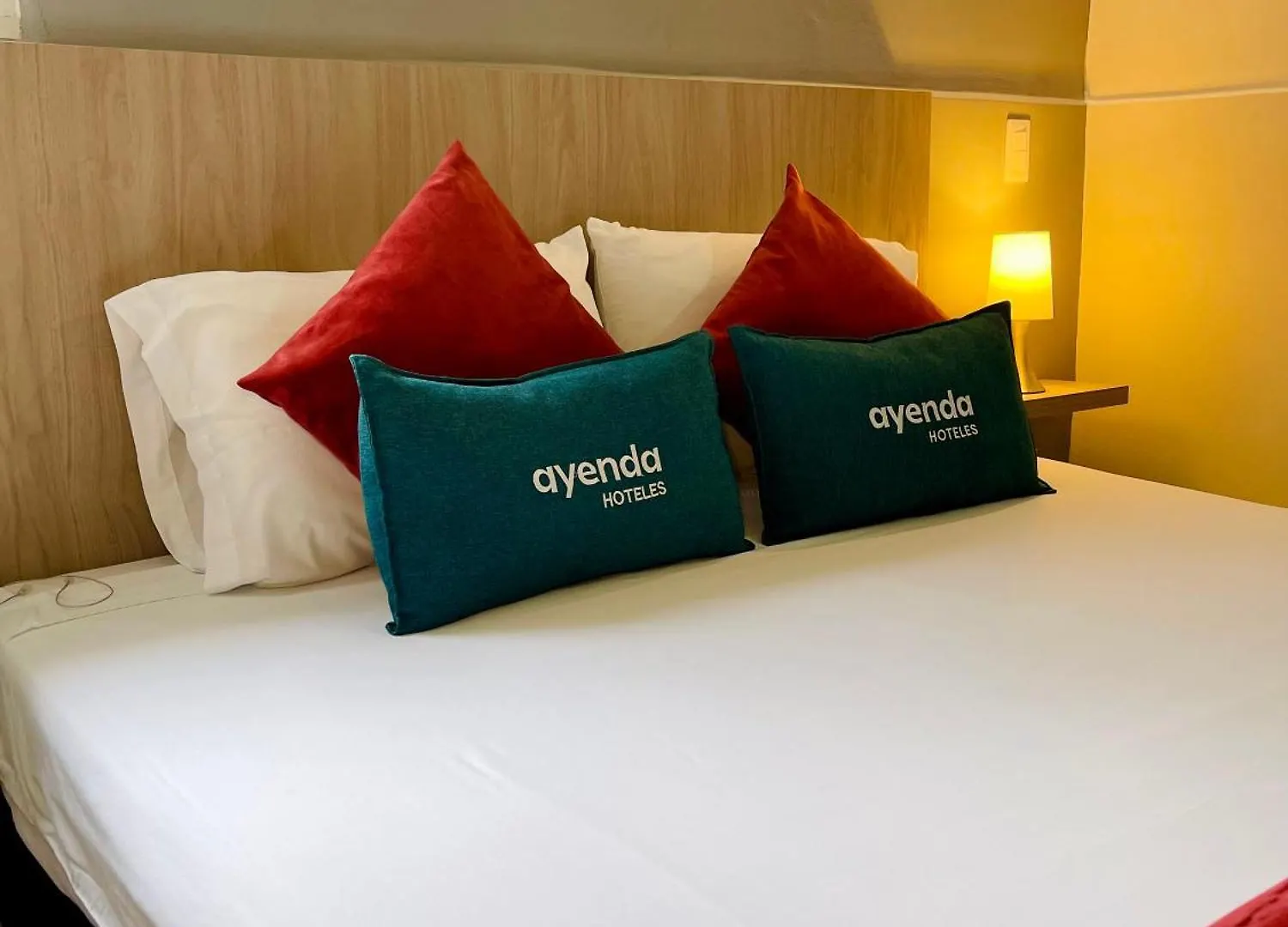 Hotel 12 Nights Medellin Guest house