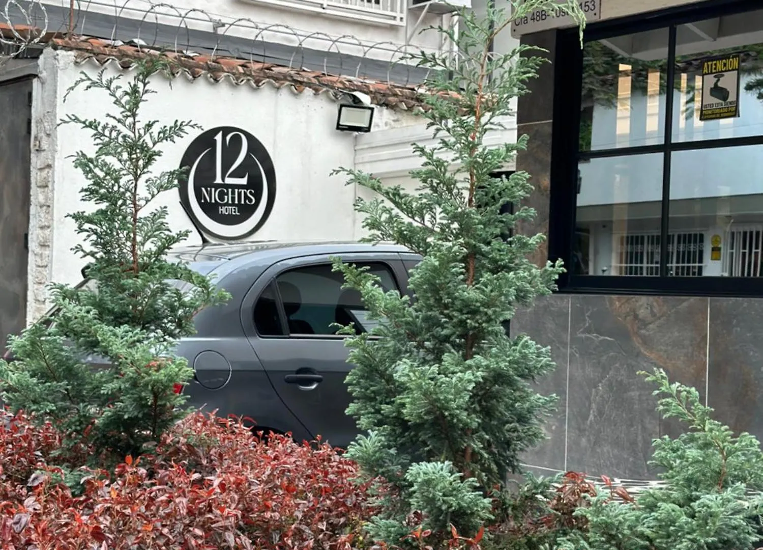 Hotel 12 Nights Μεντεγίν