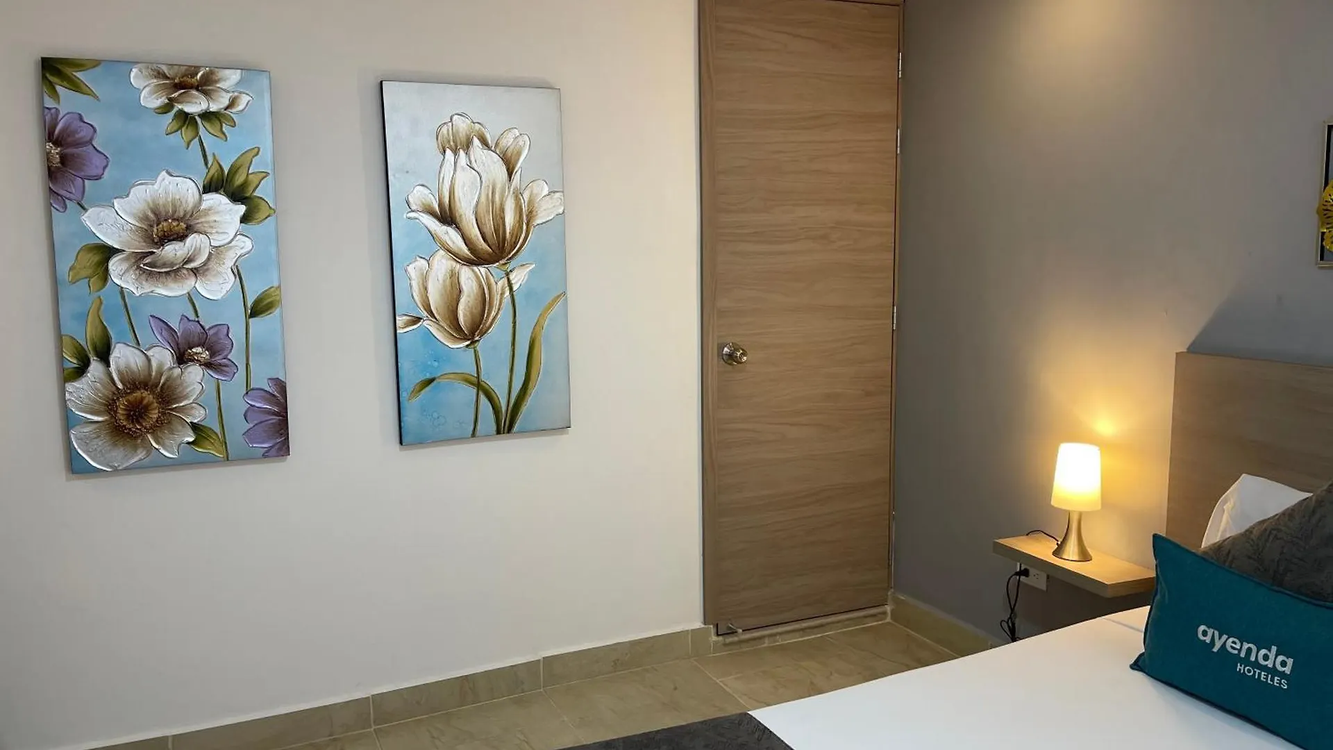Hotel 12 Nights Medellín Maison d'hôtes