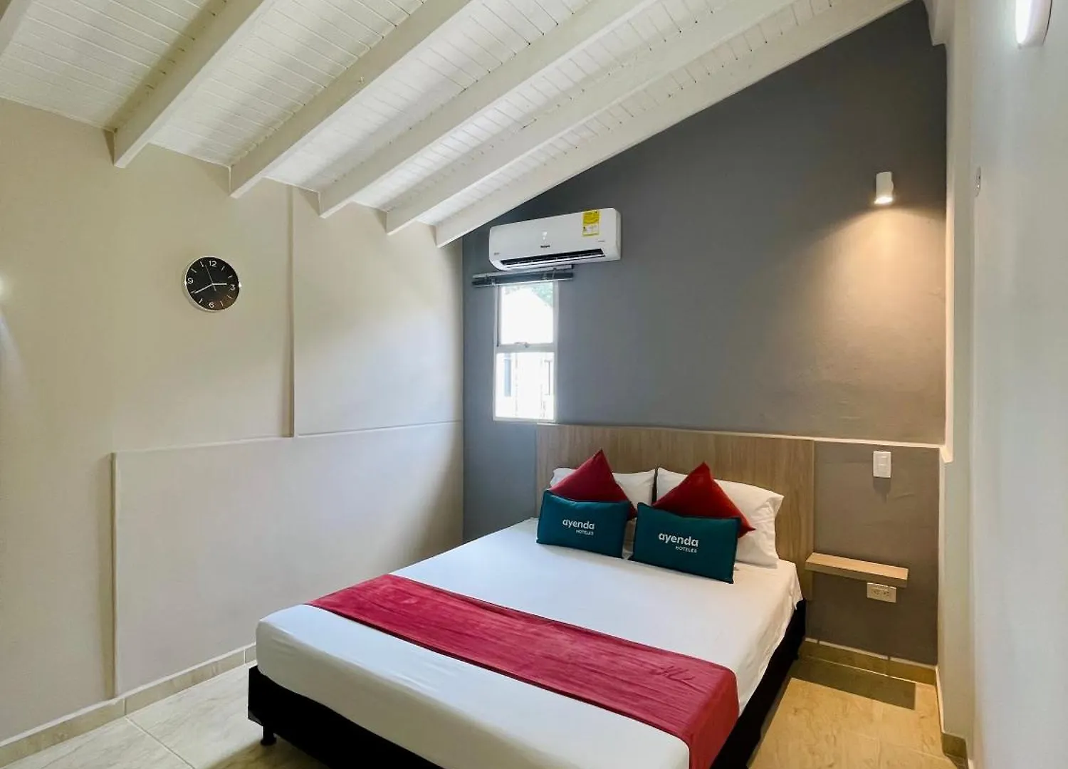 Hotel 12 Nights Medellín Maison d'hôtes