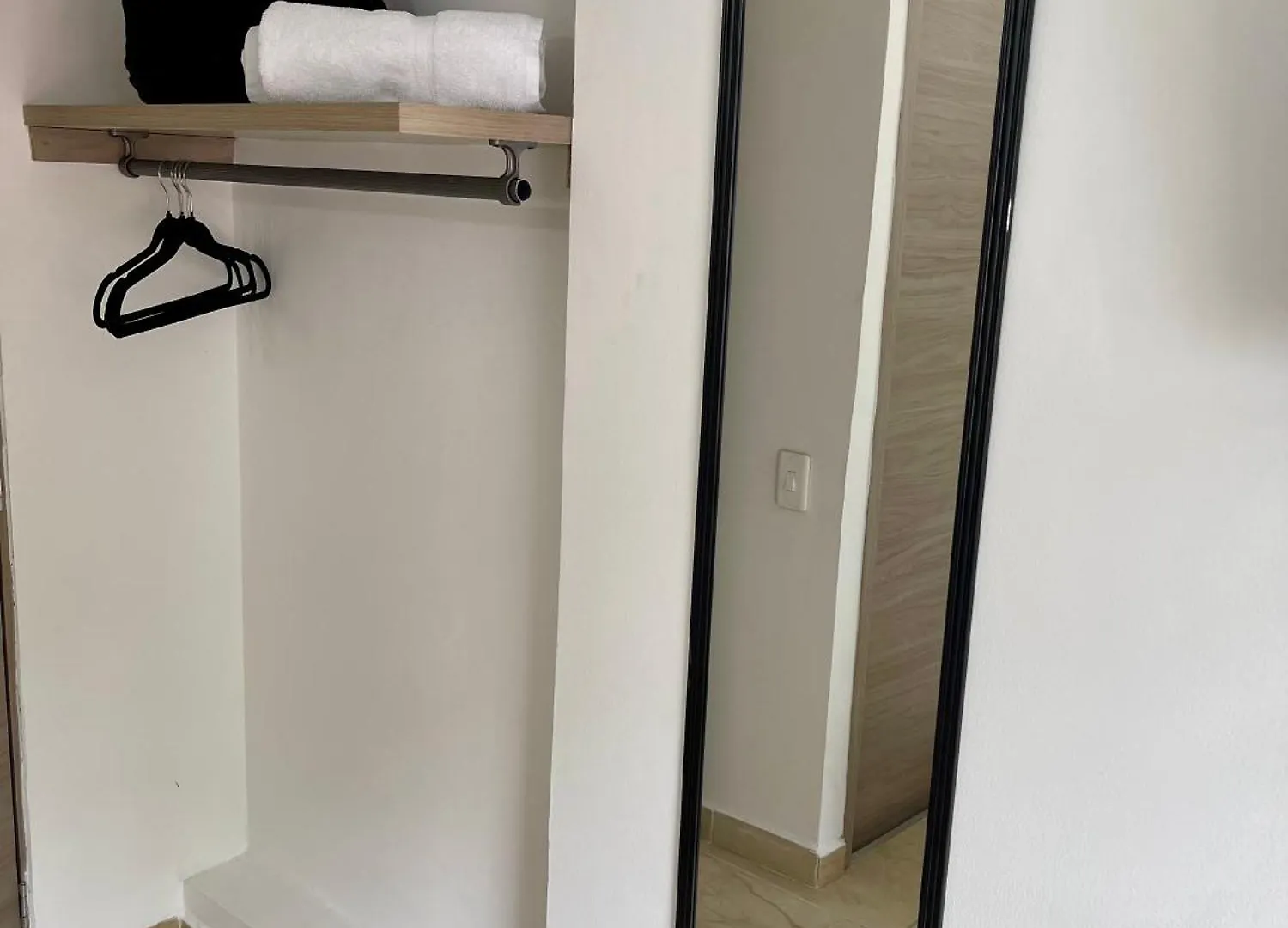 Hotel 12 Nights Medellín Maison d'hôtes