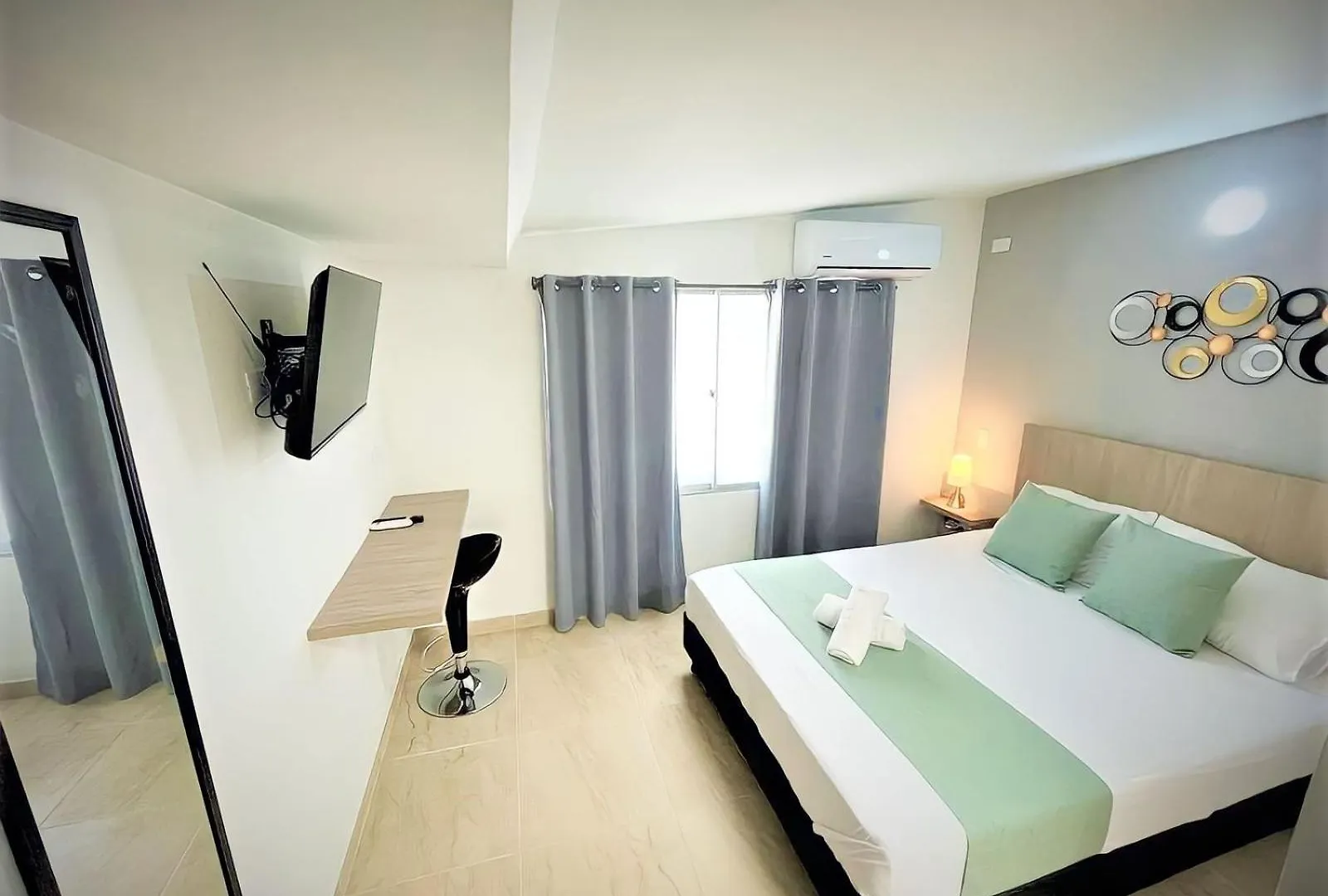 招待所 Hotel 12 Nights 麦德林 哥伦比亚